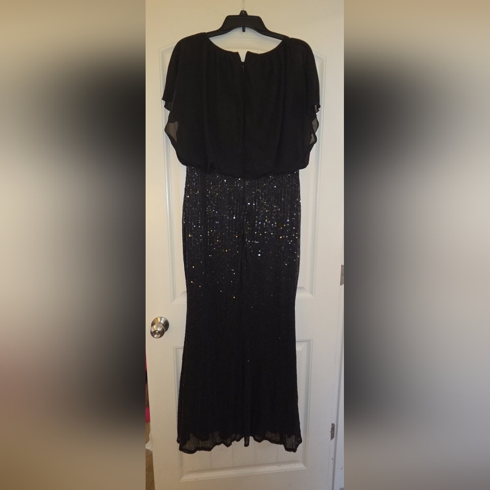 SHEIN Black Sequin Gown Size XL Never Worn - Picture 2 of 4